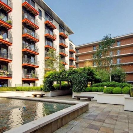 Your Riverside Home 2 With Private Balcony Londra Esterno foto
