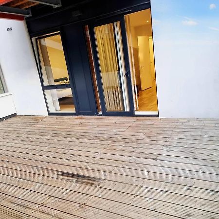Your Riverside Home 2 With Private Balcony Londra Esterno foto
